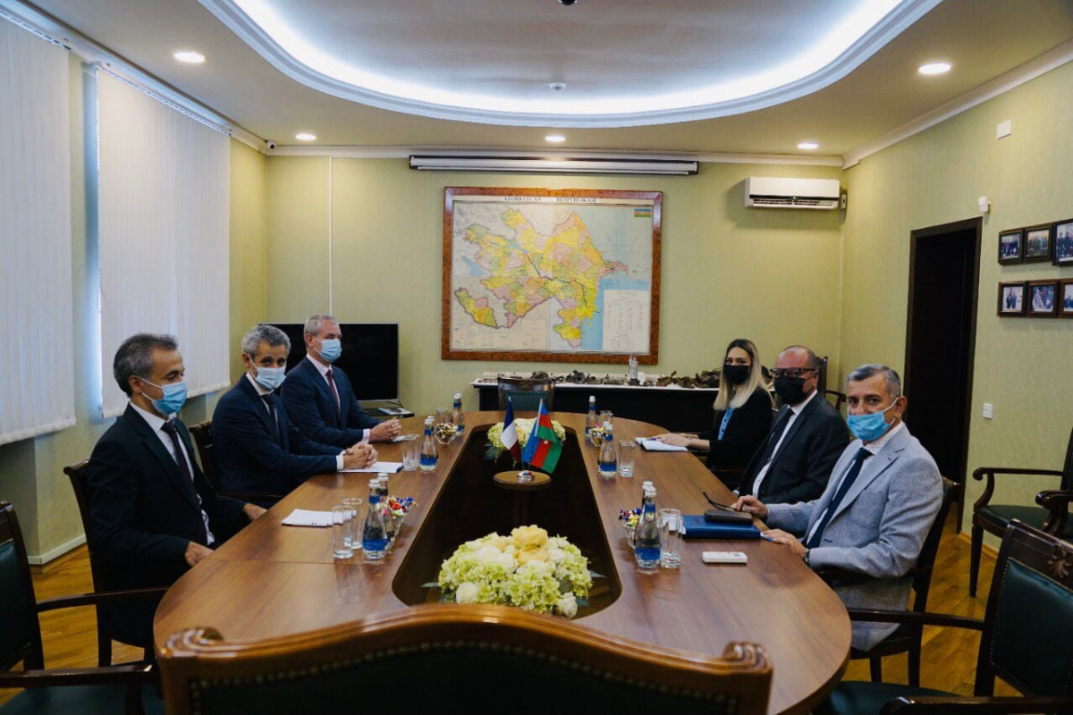 Document to be signed between Azerbaijan and France regarding support to demining operations