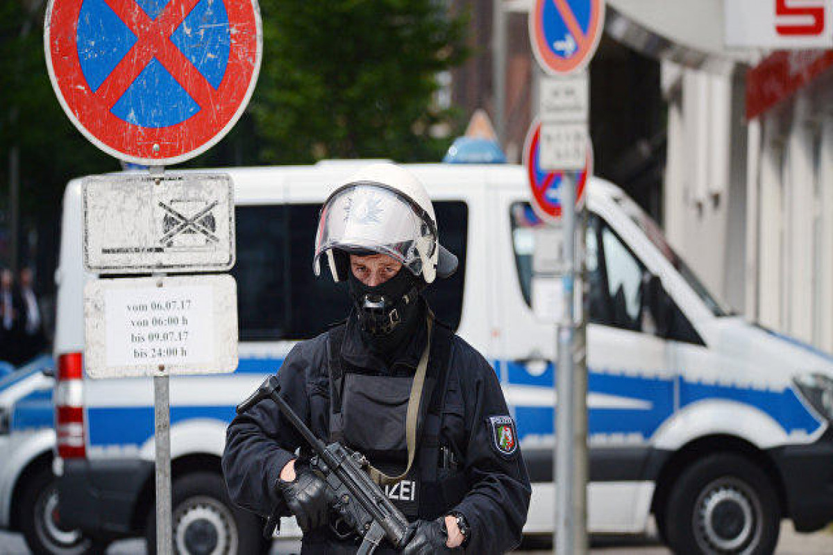German police detain suspect in bus hostage drama