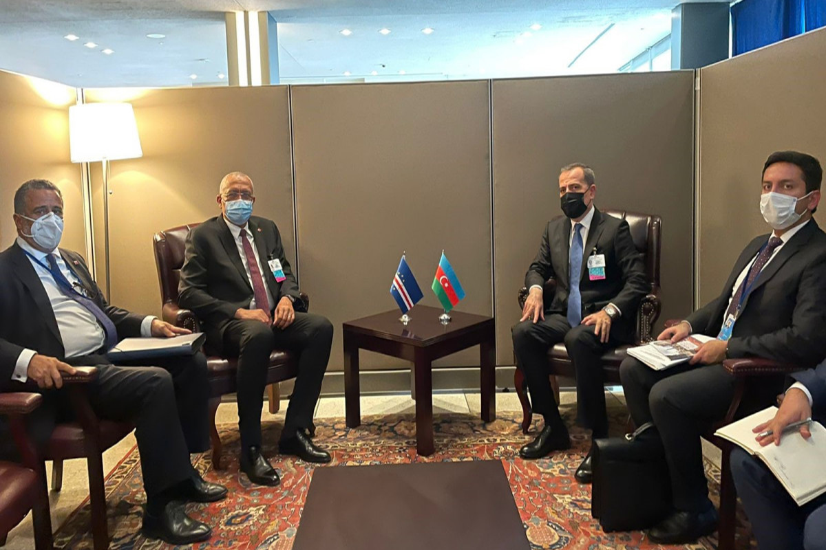 Azerbaijani FM met with Foreign Ministers of Madagascar, Nicaragua and Cape Verde