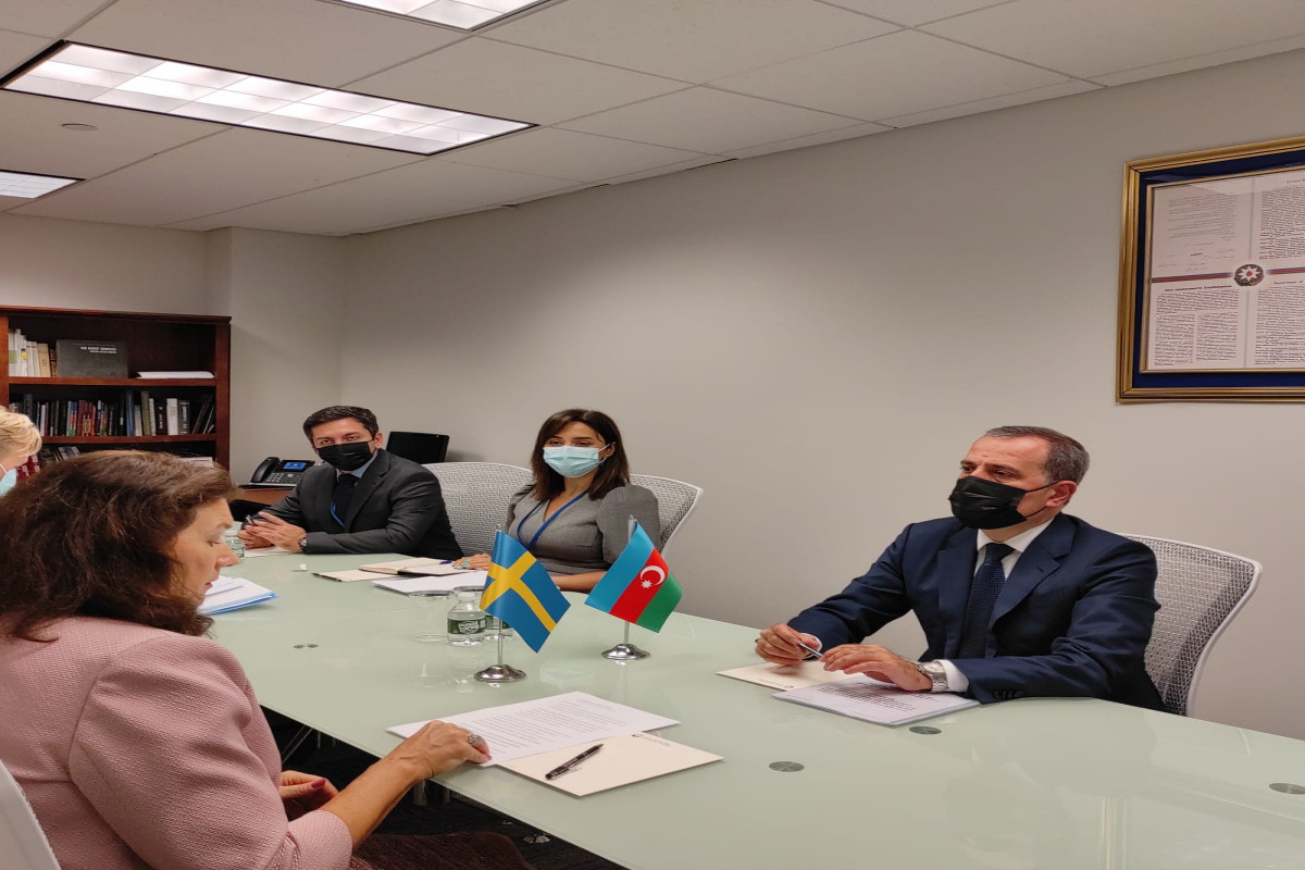 Azerbaijani FM informs OSCE Chairperson-in-Office on behavior of Armenia that is contrary to Trilateral Statement