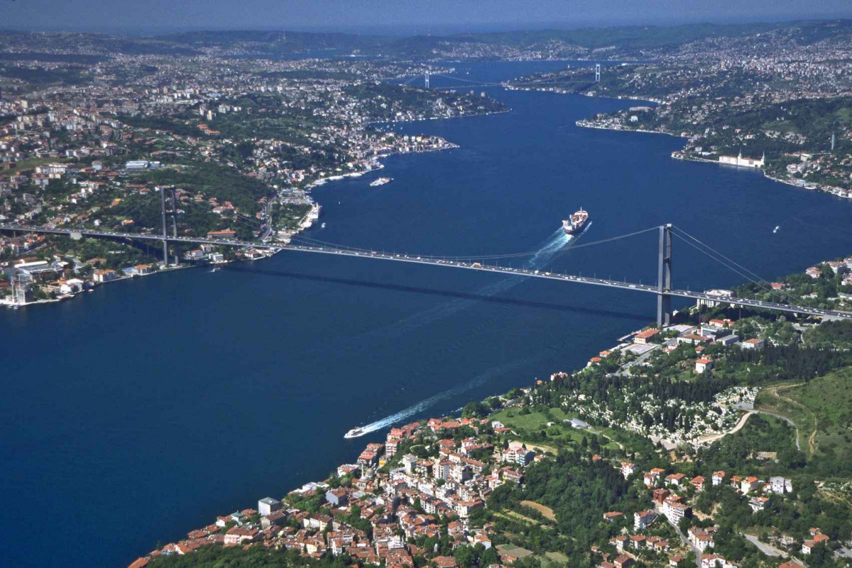 Turkish and Russian freighters collided in Bosphorus, Istanbul
