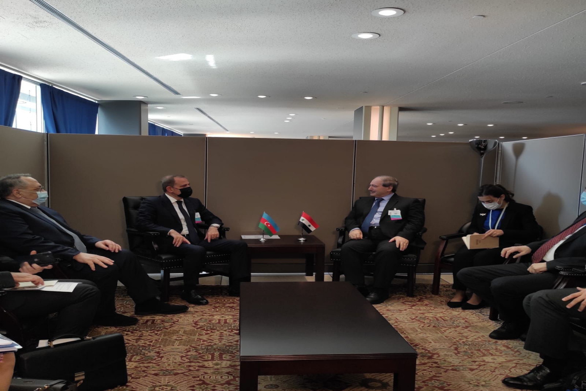 Jeyhun Bayramov met with the NAM Member States’ Ministers of Foreign Affairs