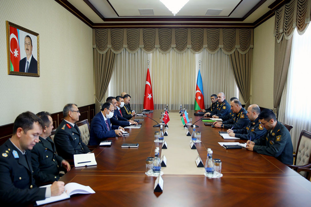 Chief of the General Staff of the Azerbaijan Army meets with the Deputy Minister of National Defense of Turkey