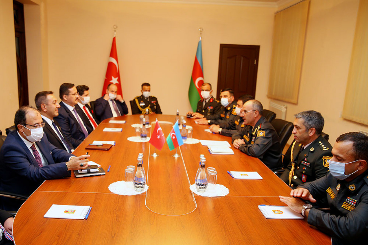 Azerbaijan and Turkey discuss the issues of military-technical support
