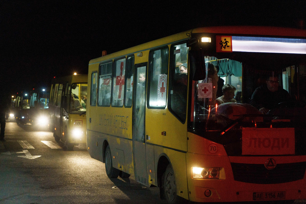 Mariupol evacuation corridor "will be working" Monday, says Ukraine deputy PM