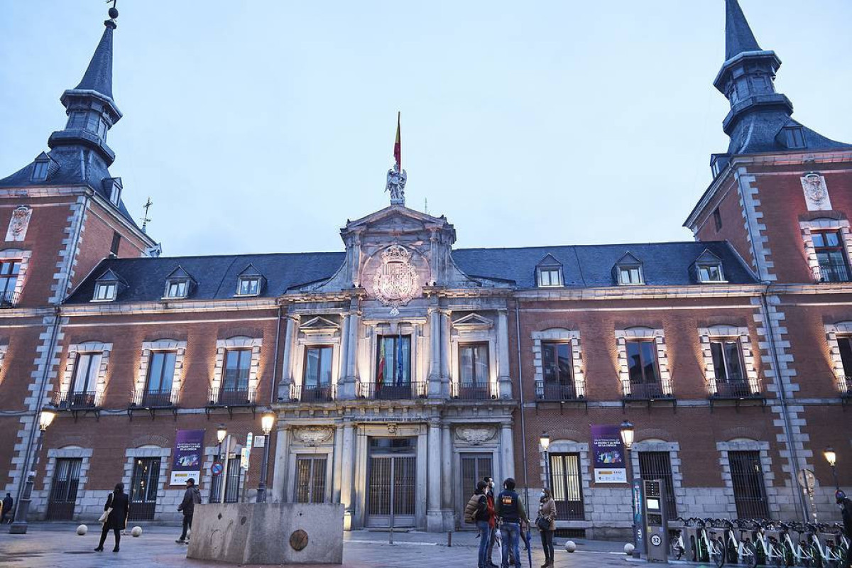 Spain expels 25 Russian diplomats