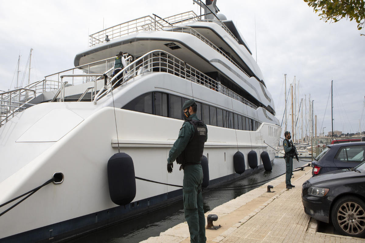 Netherlands detains 14 Russian-owned super yachts, freezes hundreds of millions in assets and transactions