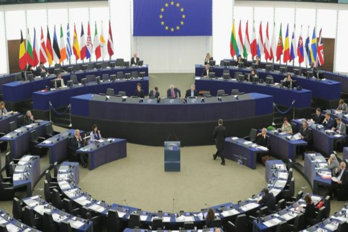 EU lawmakers want full embargo on Russian energy imports - Resolution