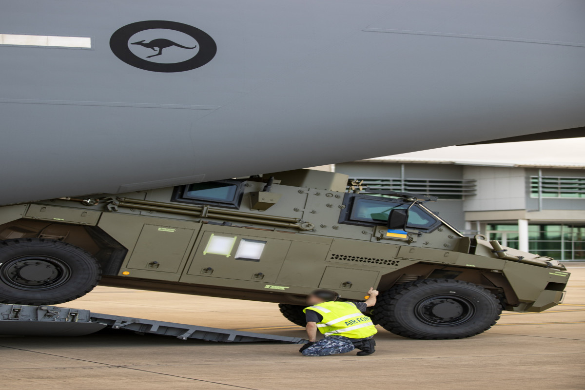 Australia is sending 20 armored vehicles to Ukraine