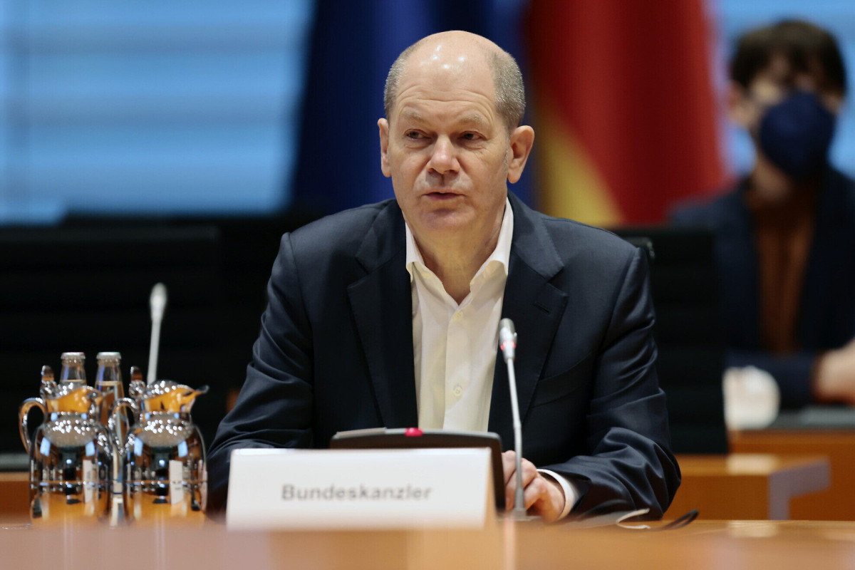 Germany should be able to end Russian oil imports "this year," chancellor says