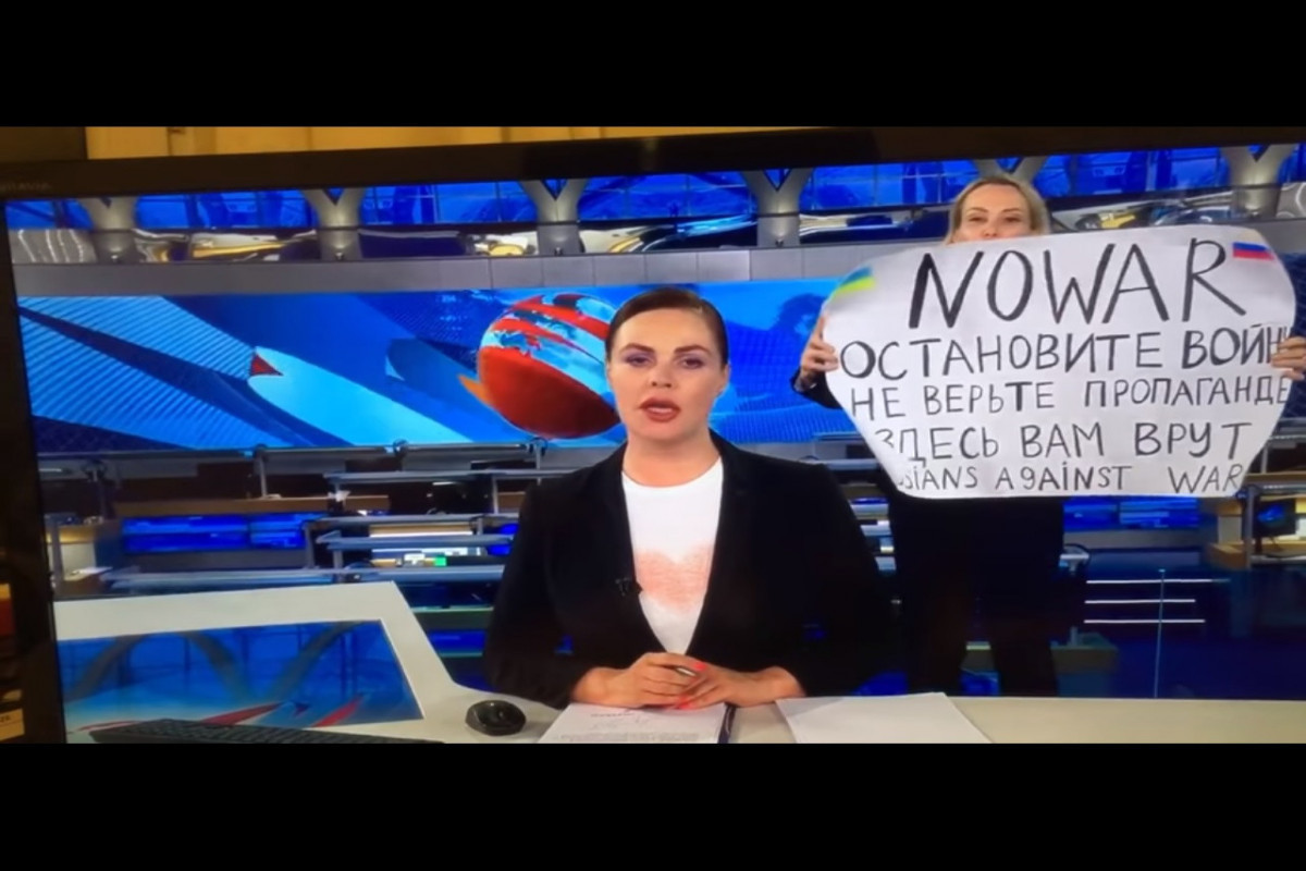 German newspaper hires as correspondent Marina Ovsyannikova