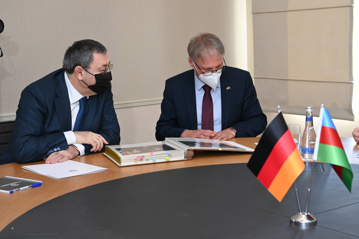Khalaf Khalafov and Wolfgang Manig o