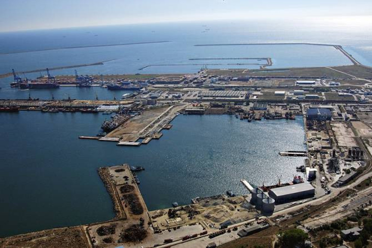 Romania bans Russian-flagged ships from entering its ports
