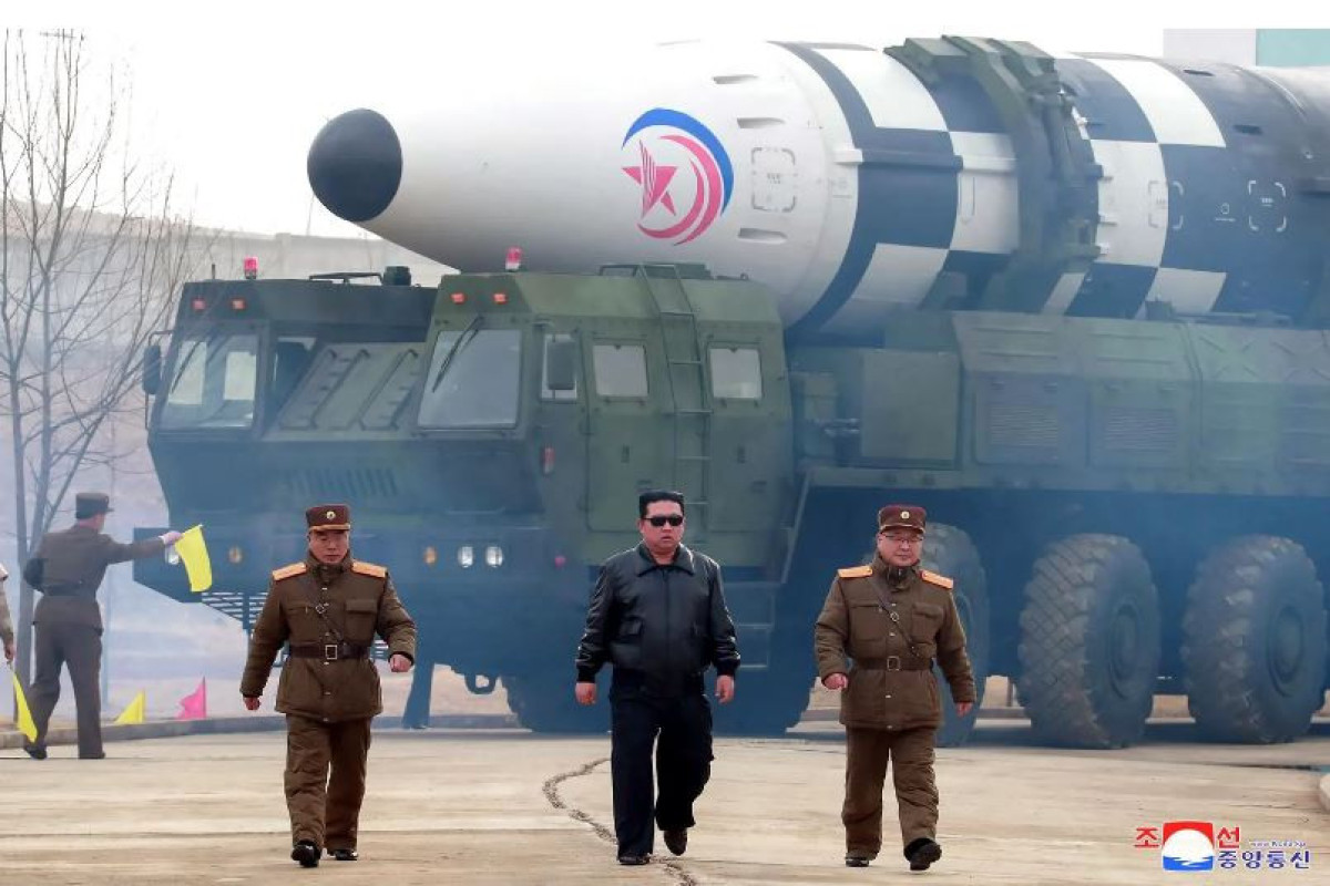 Kim Jong Un observes weapons test to enhance nuclear capabilities-PHOTO 