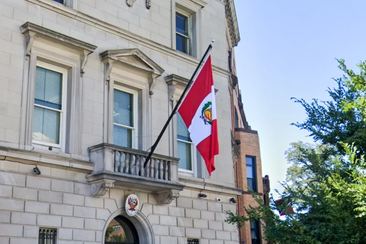 Secret Service fatally shoots intruder at the Peruvian embassy in Washington, police say