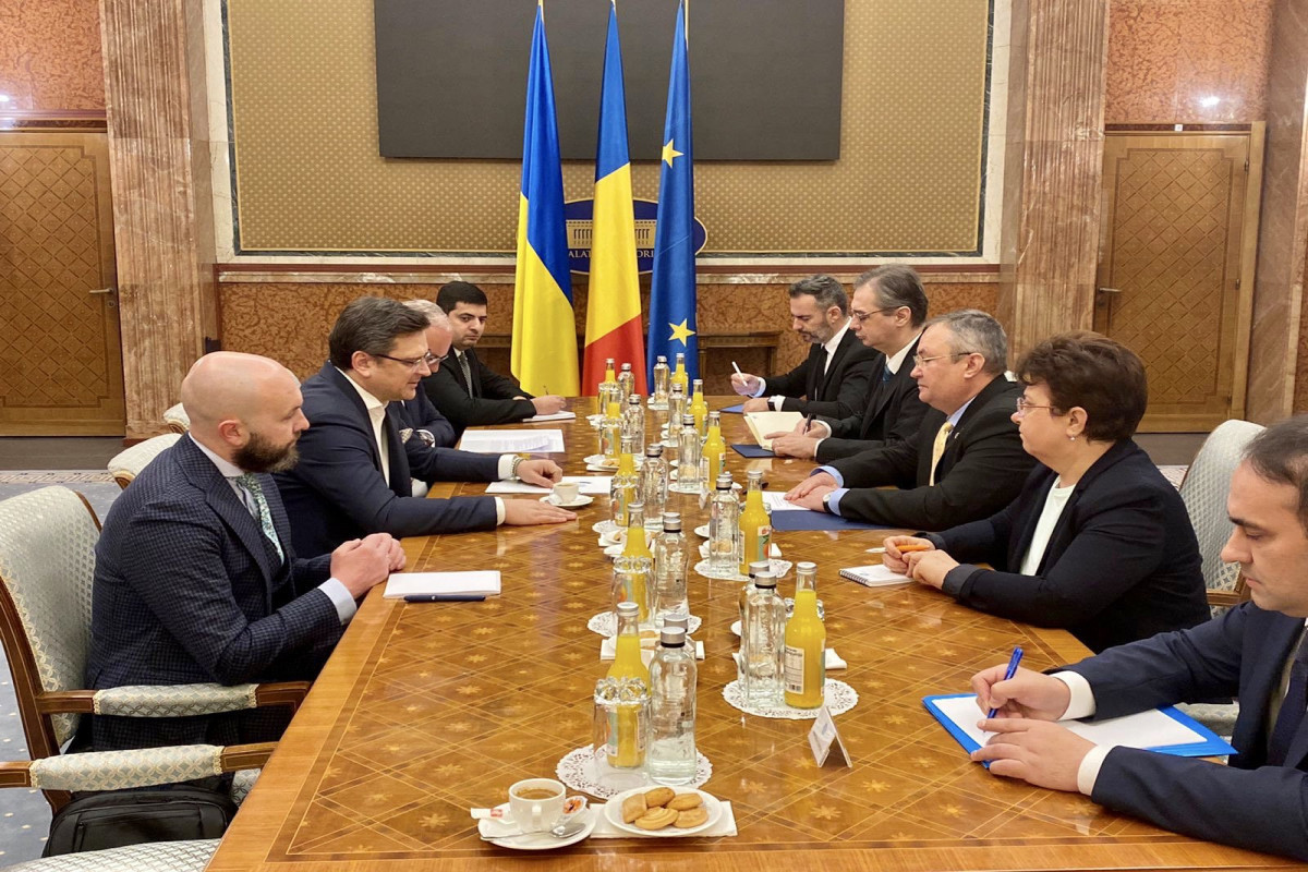 Ukrainian Foreign Minister Dmitry Kuleba has met with Romanian Prime Minister Nicolae Ciuca,
