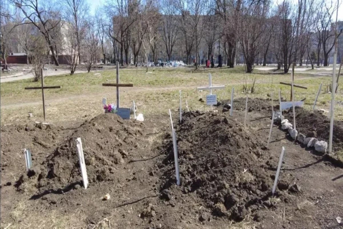 A mass grave believed to have buried a thousand people has been discovered in Mariupol