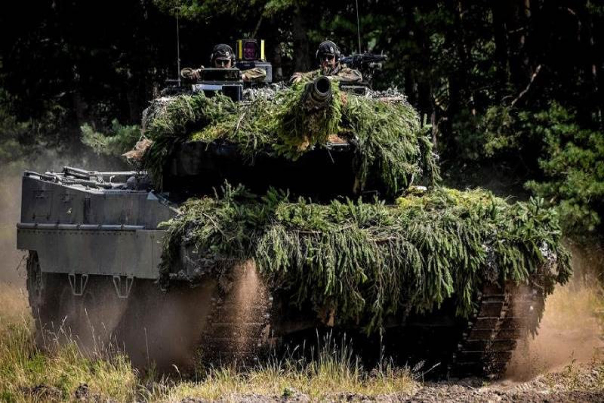 Germany to give tanks to Ukraine