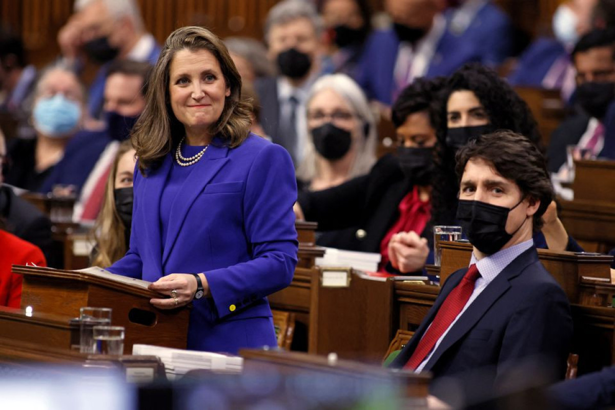 Russia bans entry to nearly 600 Canadians including Trudeau and Freeland