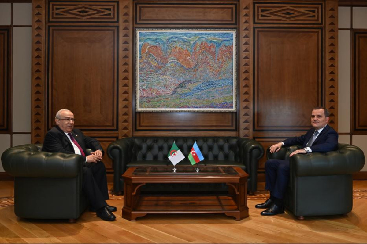 Holders of diplomatic and service passports between Azerbaijan and Algeria will be exempted from reciprocal visas
