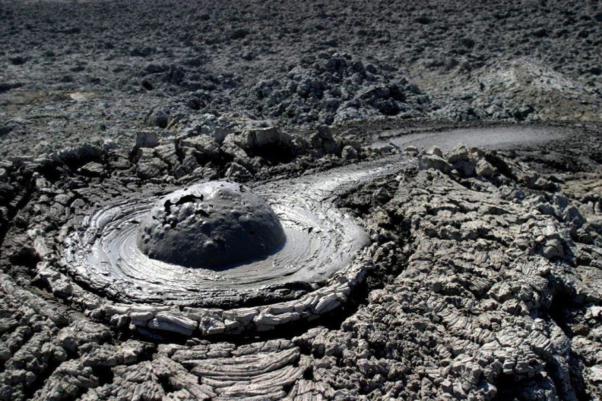 Ministry of Ecology and Natural Resources: There are no settlements around the territory of volcanic eruption