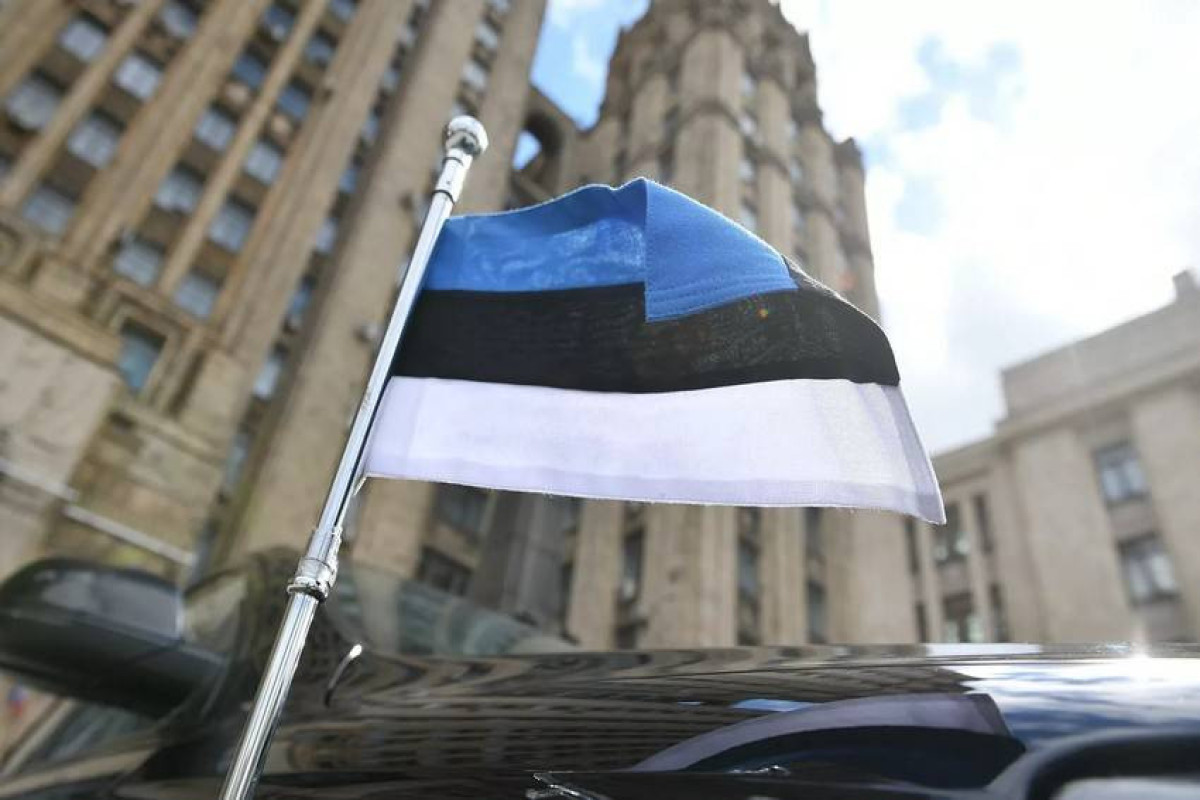 Estonia closes entry to Russians with valid Schengen visas