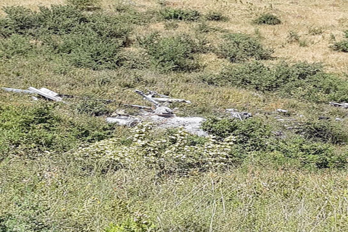 Wreckes of the "MI-8" helicopter belonging to Armenian Armed Forces found in Khojavend