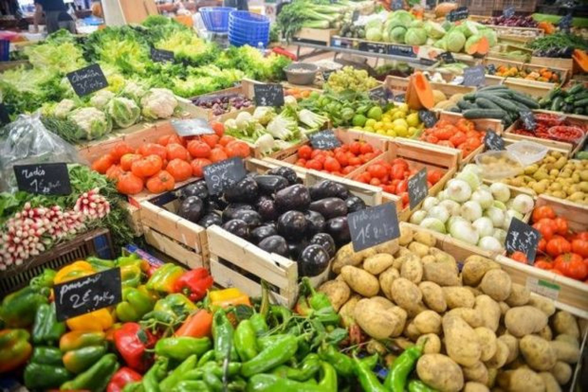 Food products in Azerbaijan have become more expensive by 18.4% this year