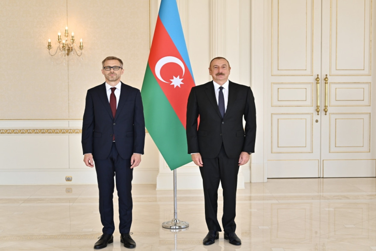 President Ilham Aliyev accepted credentials of incoming ambassador of Sweden-UPDATED 