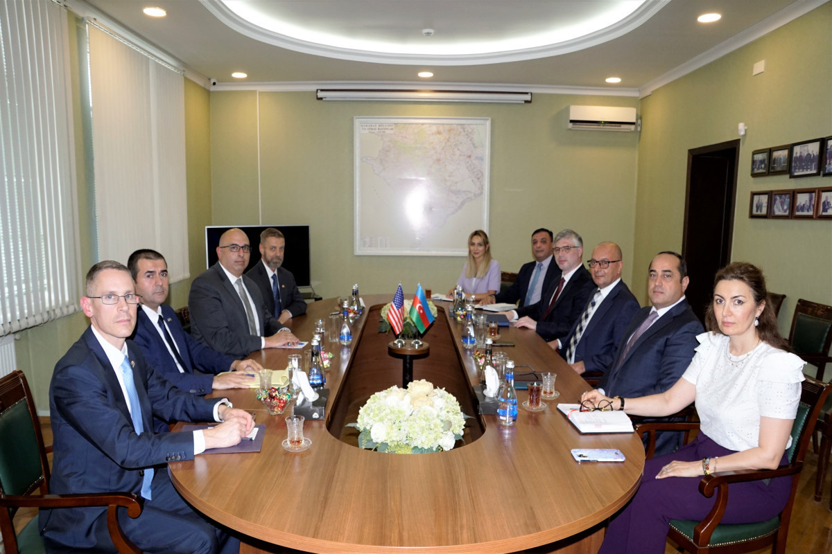 US Chargé d'affaires visits ANAMA-PHOTO 