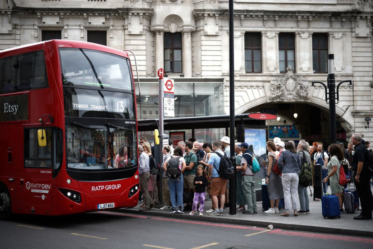 Strikes bring London's transport network to a halt