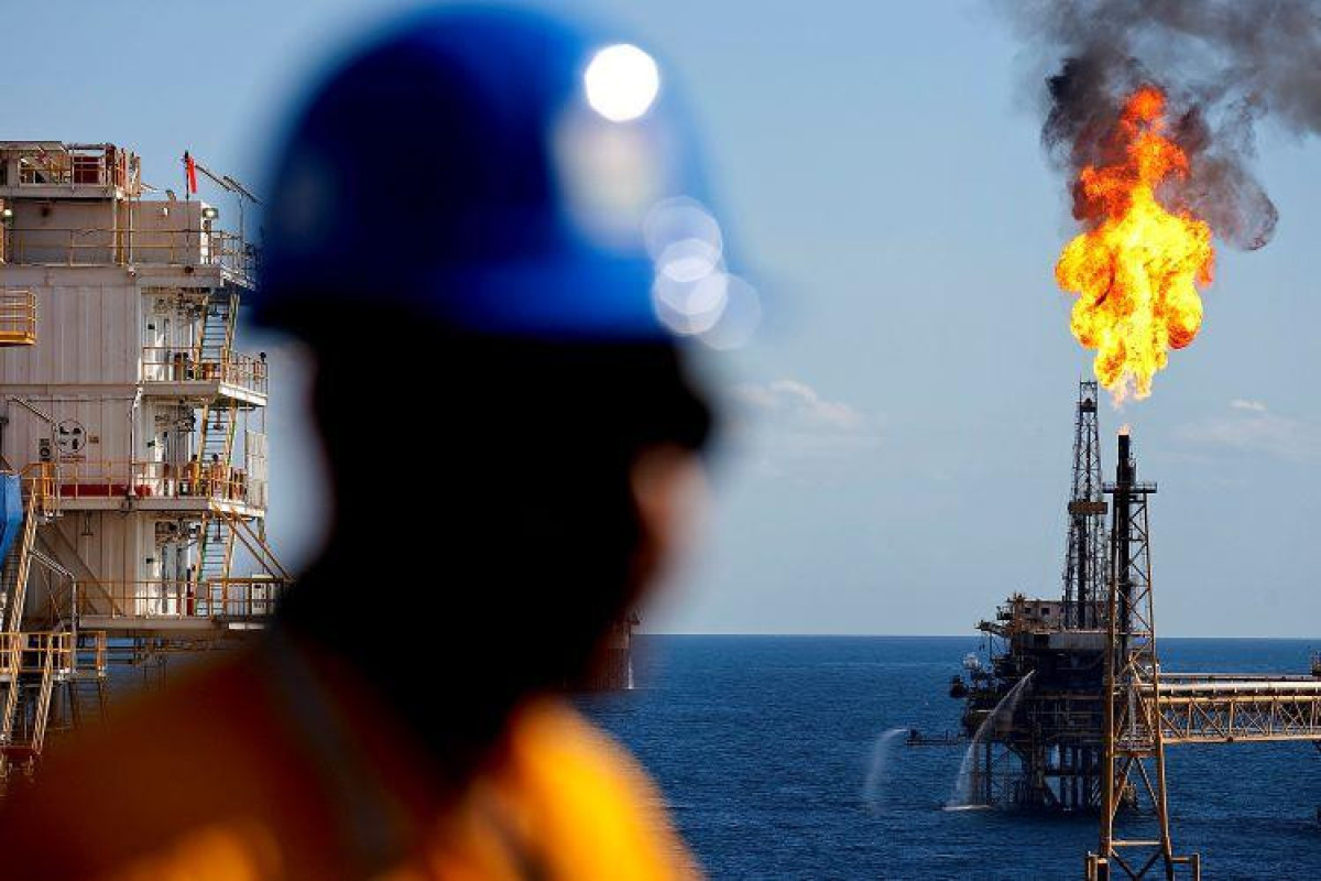 Gas futures in Europe top $3,000 first time since March