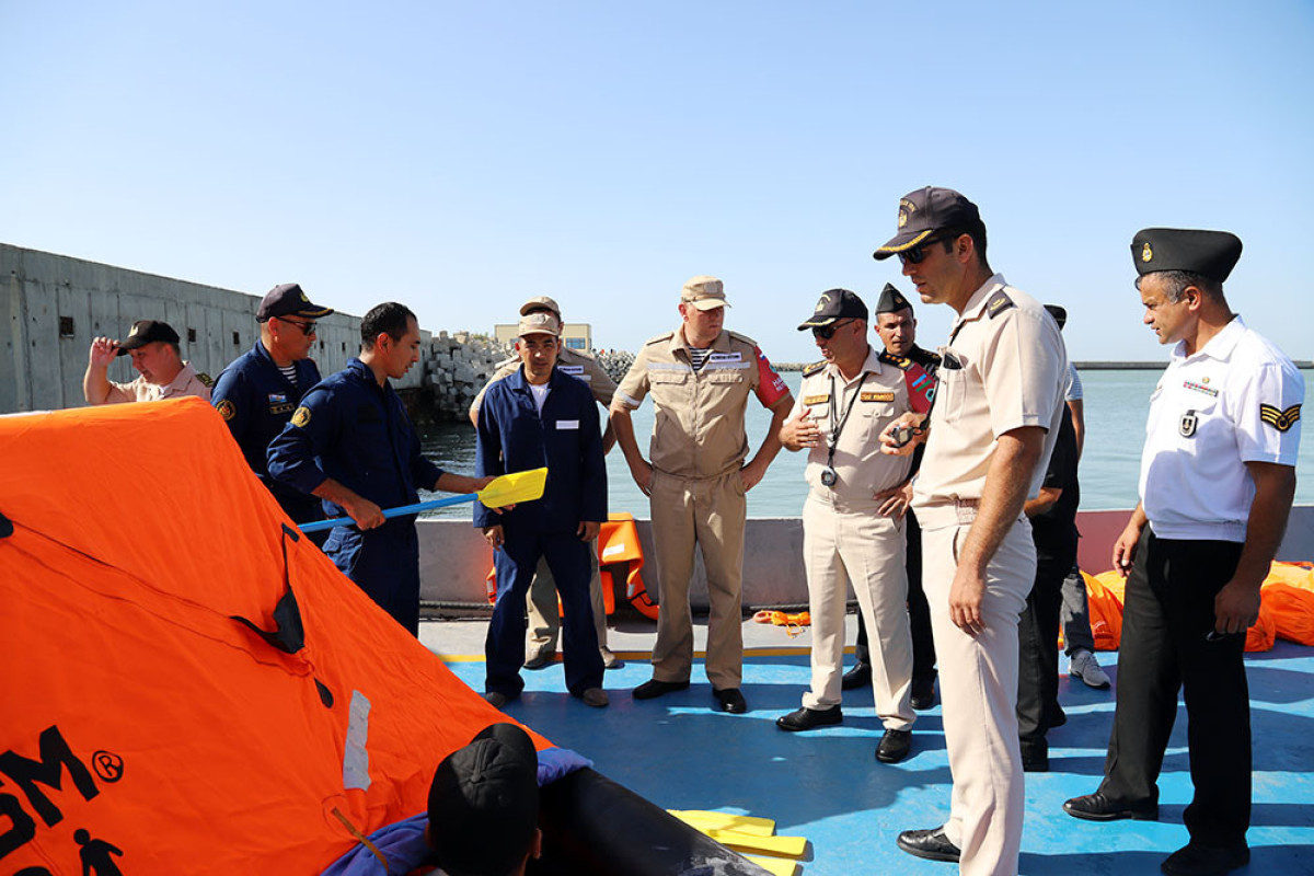 Azerbaijani military seamen successfully accomplished the next stage