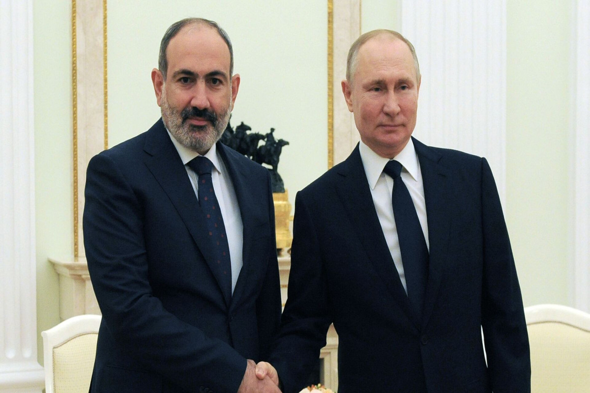 Nikol Pashinyan, Vladimir Putin