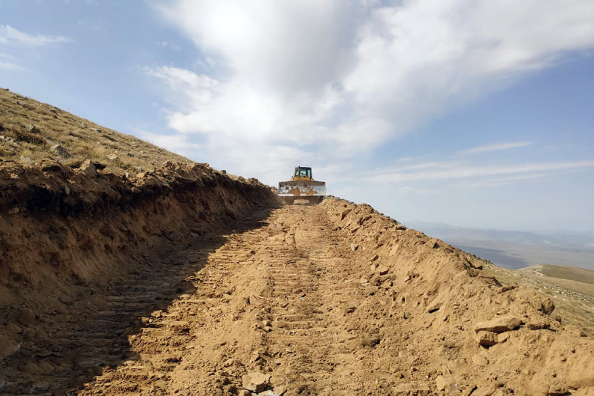 More than 62 km of new supply roads were laid in Kalbajar and Lachin regions