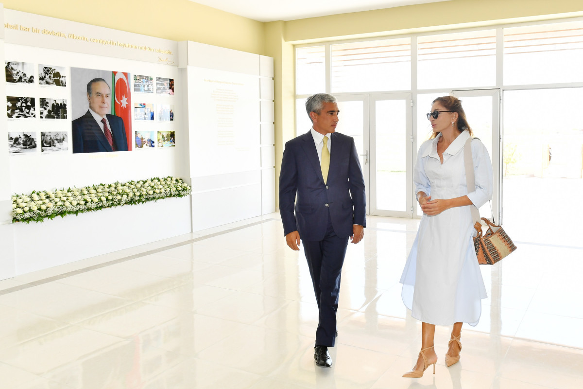 Mehriban Aliyeva participated in opening of the secondary school building in Bina and nursery-kindergarten in Garachukhur