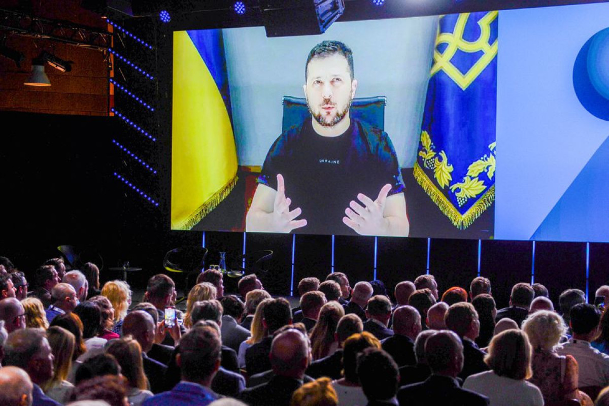 Ukrainian President accuses Russia as Europe prepares for winter gas crunch