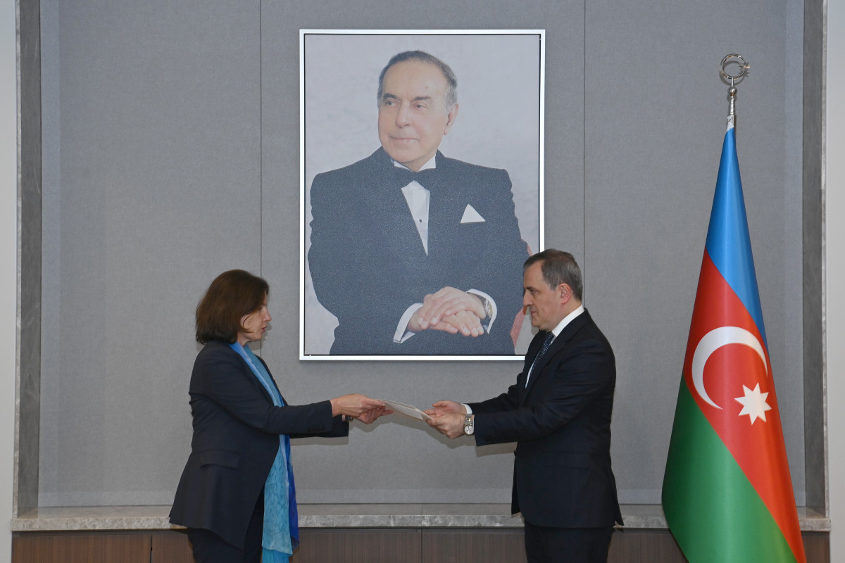 Ann Buayon, French Ambassador to Azerbaijan and Jeyhun Bayramov, Azerbaijani FM