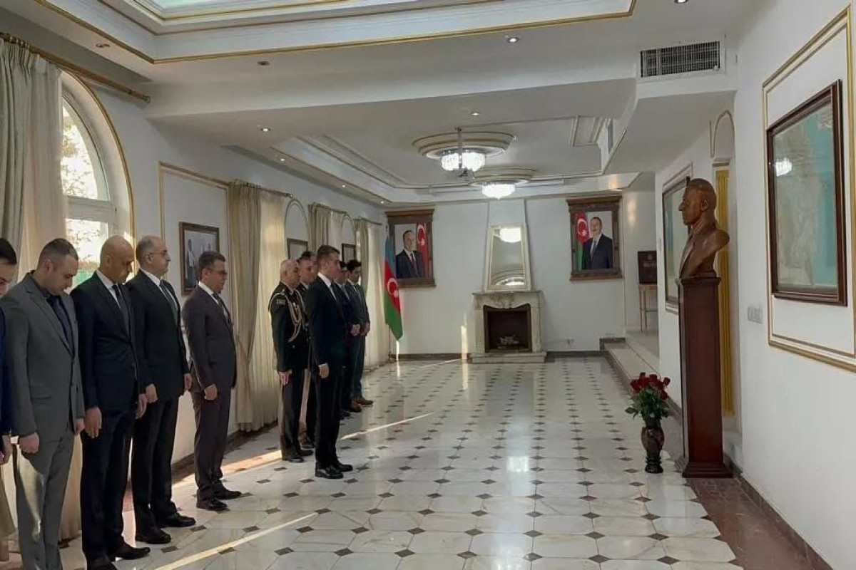 Memory of National leader Heydar Aliyev commemorated in Tehran