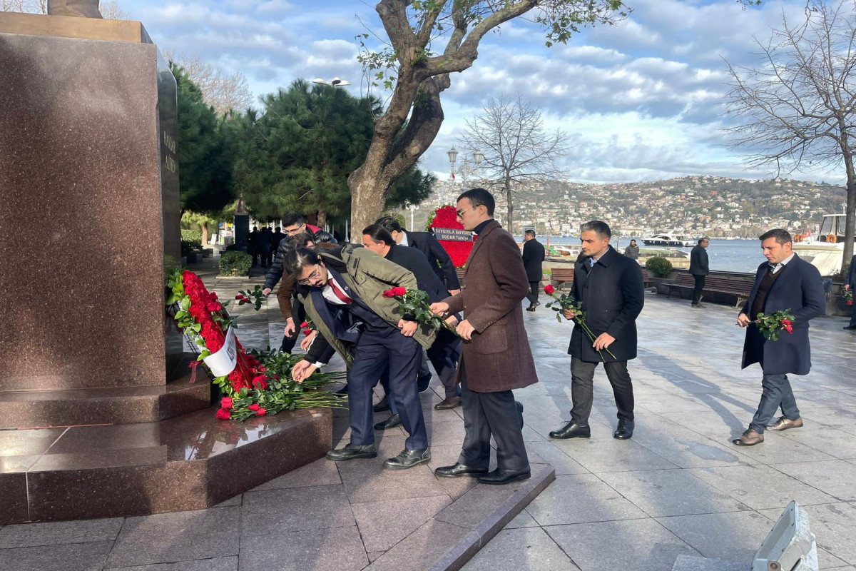 Memory of National Leader Heydar Aliyev commemorated in Istanbul-PHOTO 