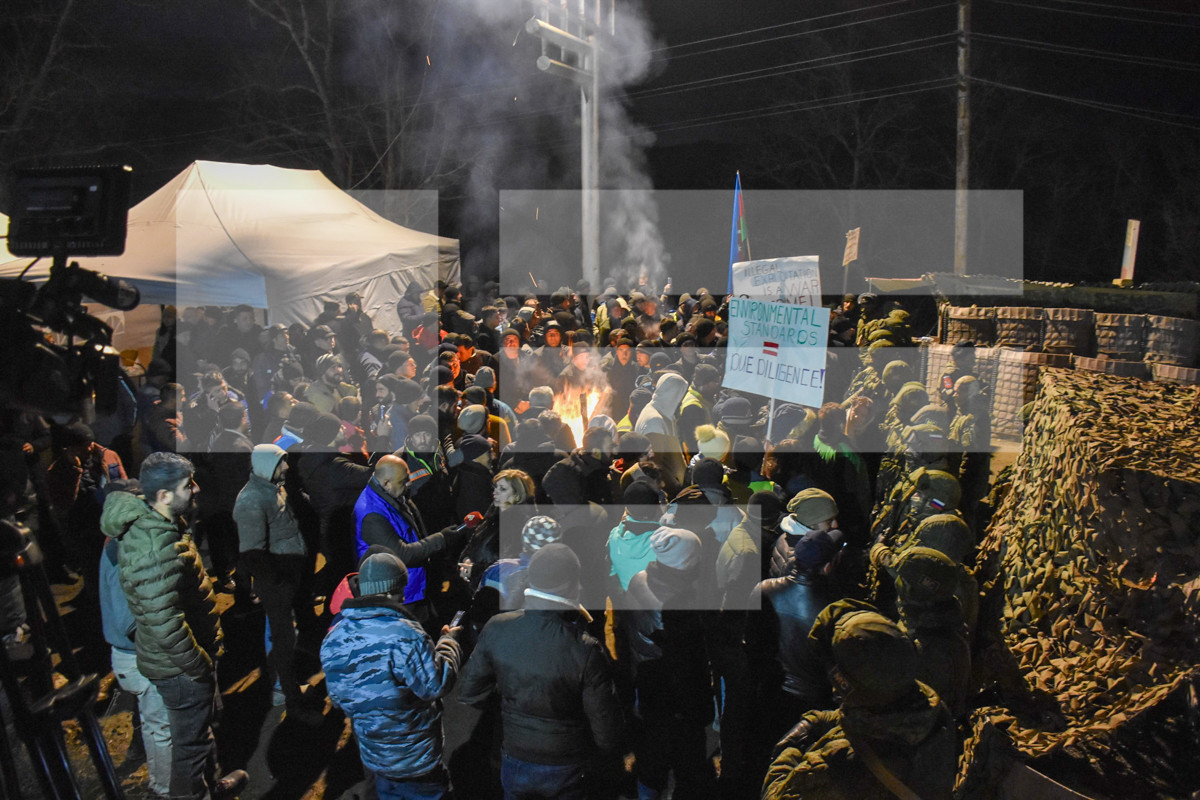 Eco-activists continue protest on Lachin road-PHOTO -VIDEO 