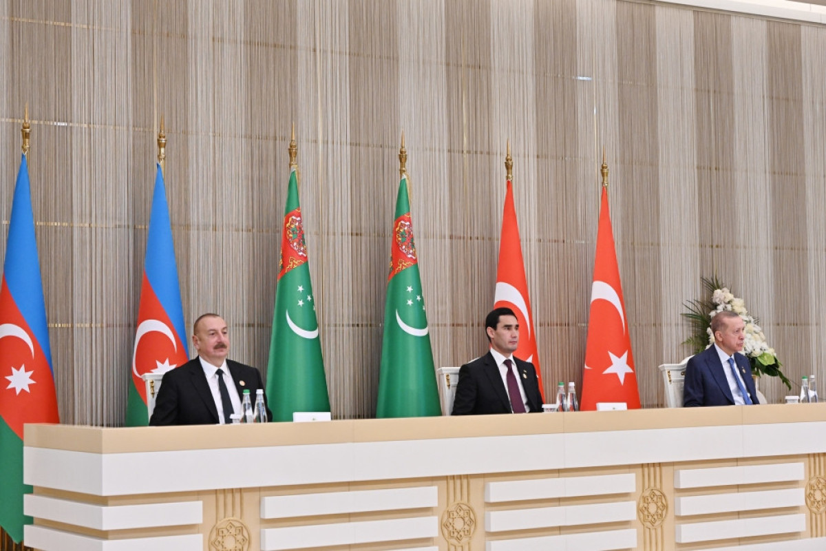Azerbaijani-Turkish-Turkmen documents signed