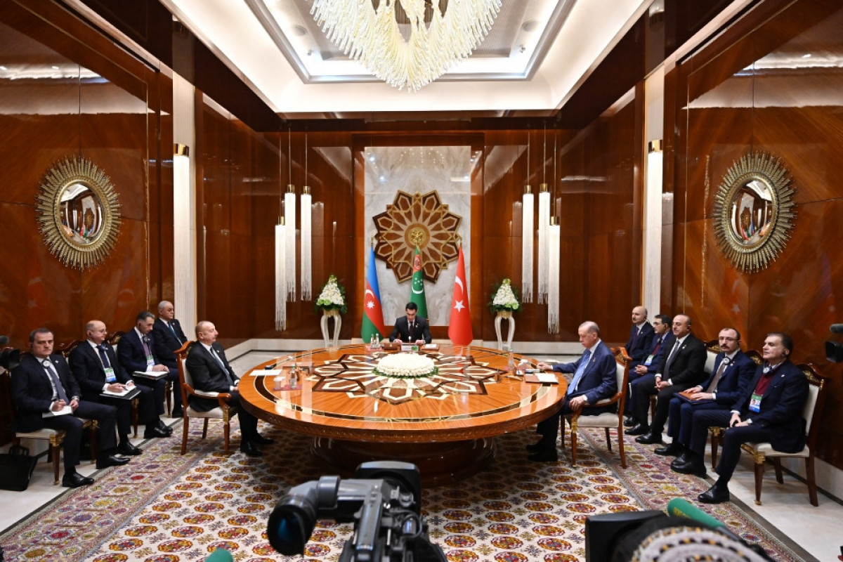 Expanded meeting of Azerbaijani, Turkish and Turkmen Presidents held in Turkmenbashi city