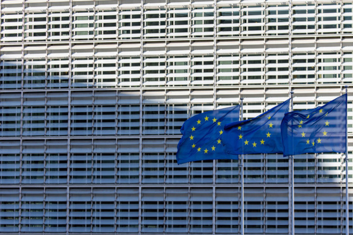 EU imposed sanctions on several Russian ministers and prominent individuals