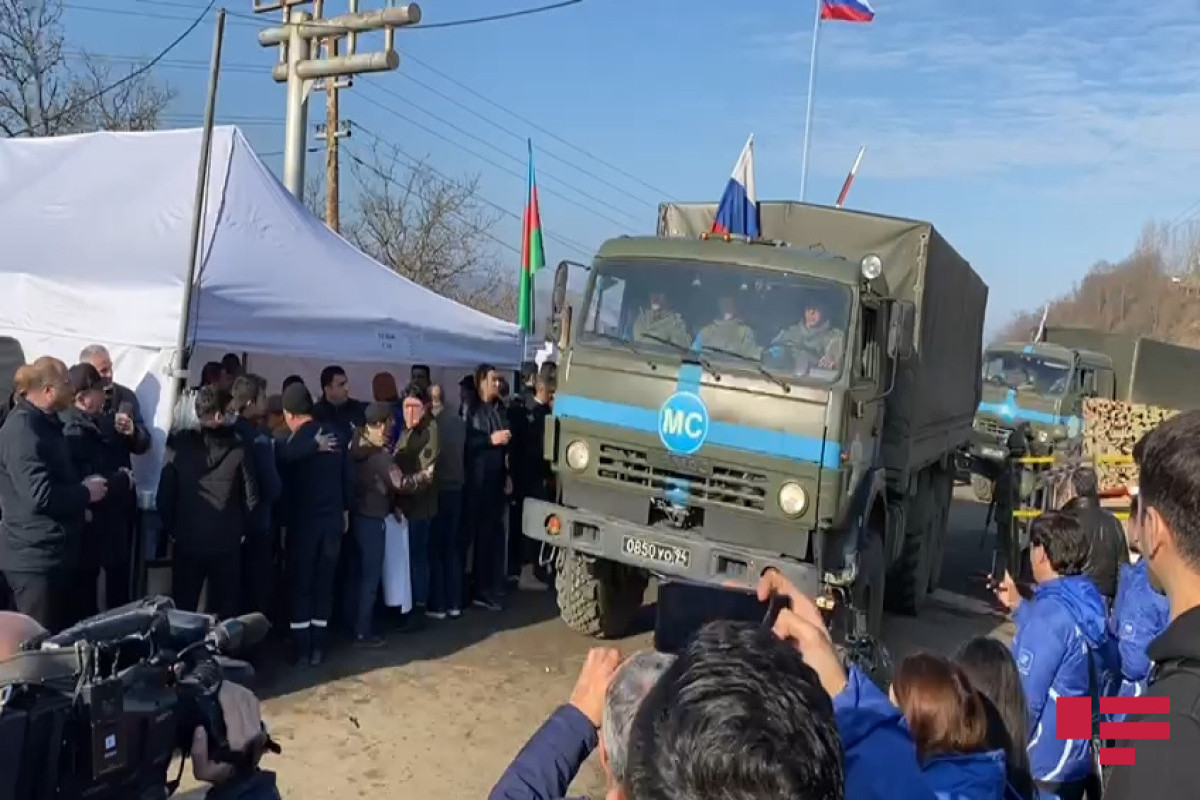 Supply luggage for the peacekeepers moved unhindered from area where action is held on the Khankendi-Lachin road-VIDEO 