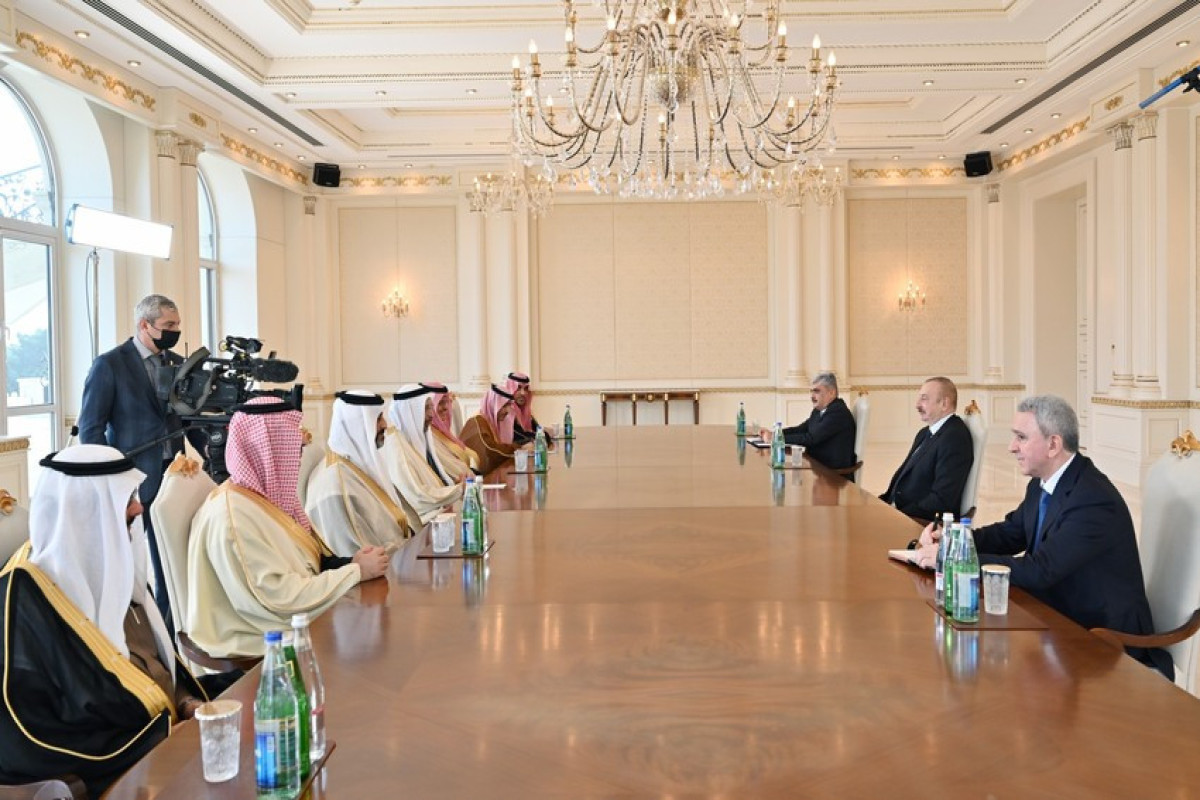 President Ilham Aliyev receives delegation led by the investment minister of the Kingdom of Saudi Arabia