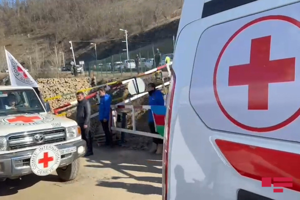 ICRC vehicles and ambulances passed unhindered along Azerbaijan's Lachin road