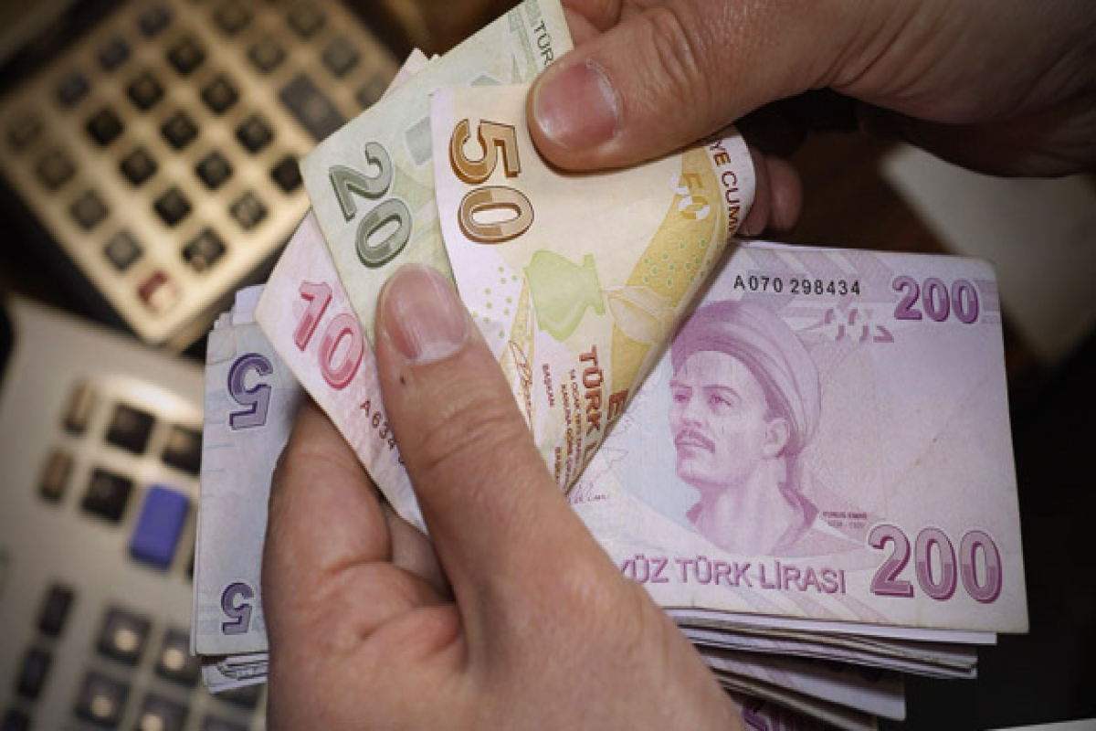 Turkish President Recep Tayyip Erdogan vows to sharply ease inflation in 2023