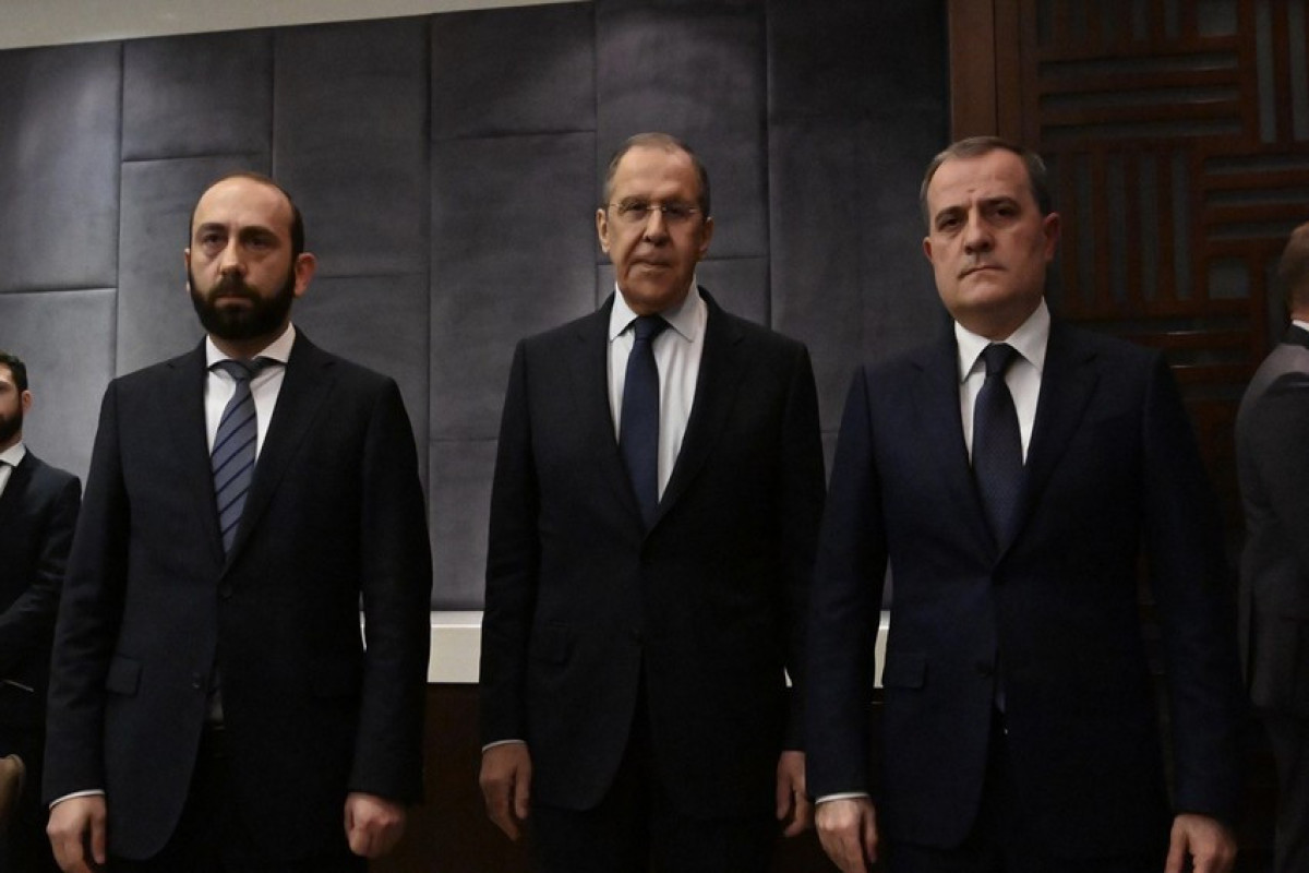 Armenian MFA unveils reason for postponement of tripartite meeting