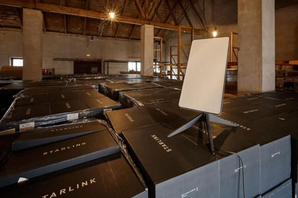 Ukraine receives another batch of Starlink terminals from Poland